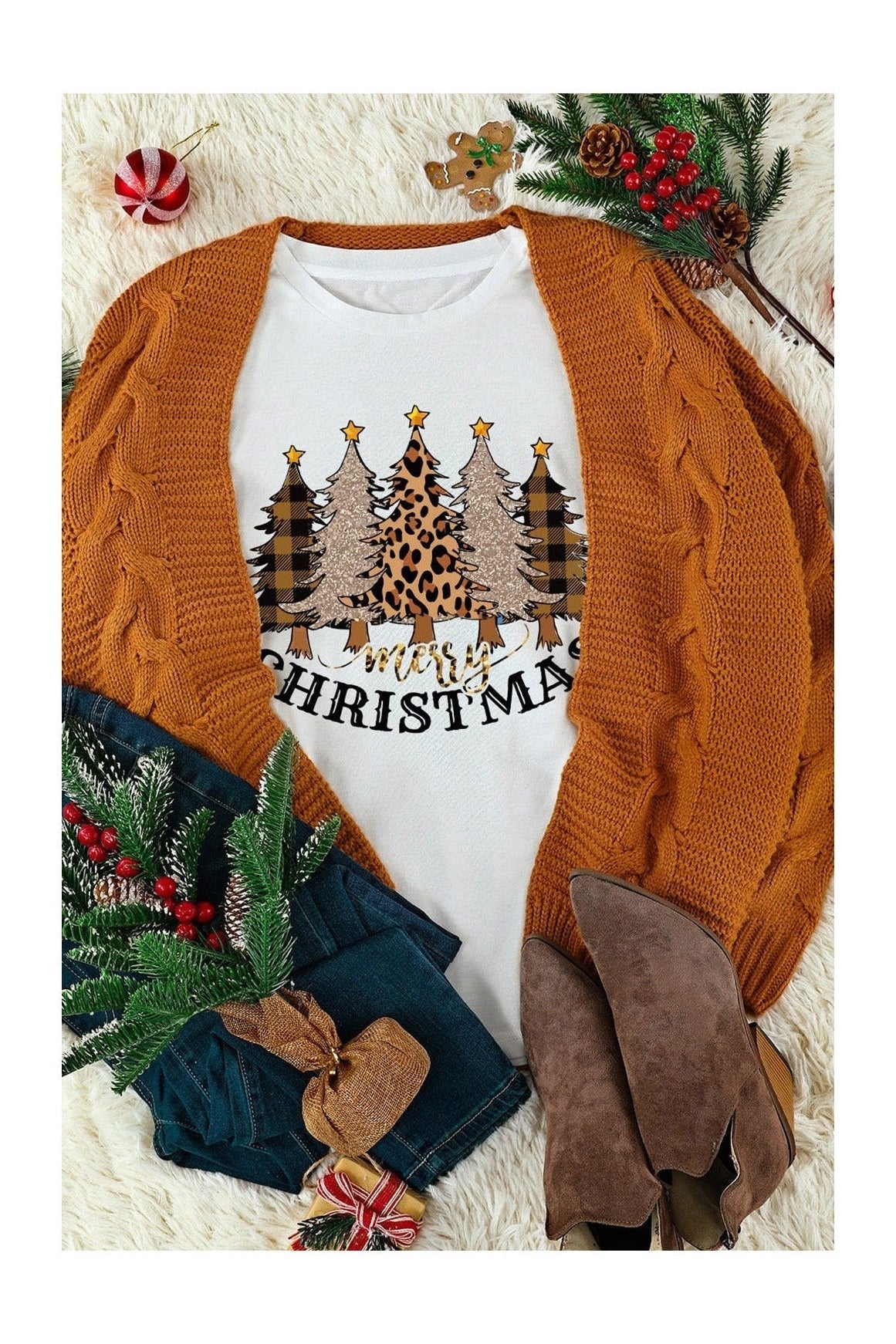 MERRY CHRISTMAS Graphic T-Shirt nicholesgifts