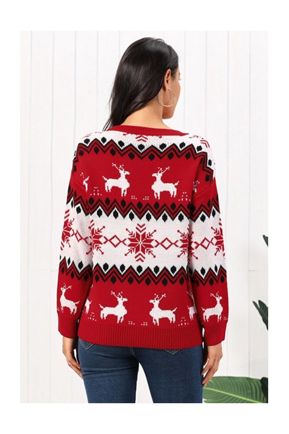 Reindeer Round Neck Sweater nicholesgifts