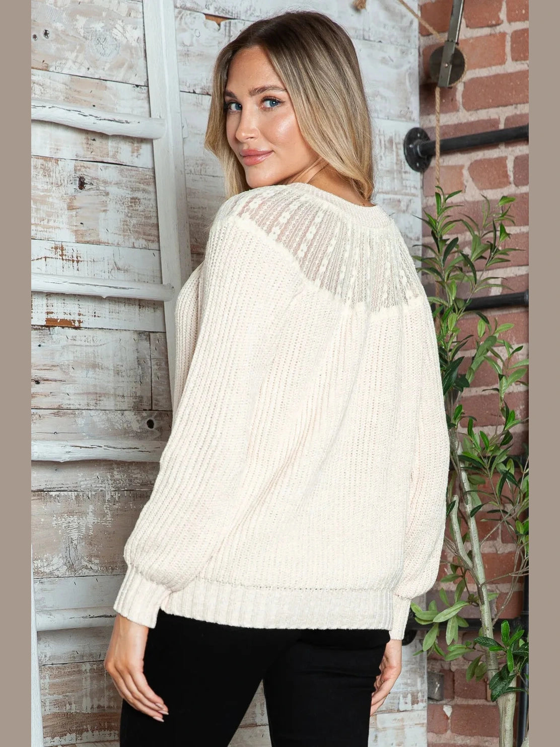 Round Neck Rib-Knit Sweater Trendsi