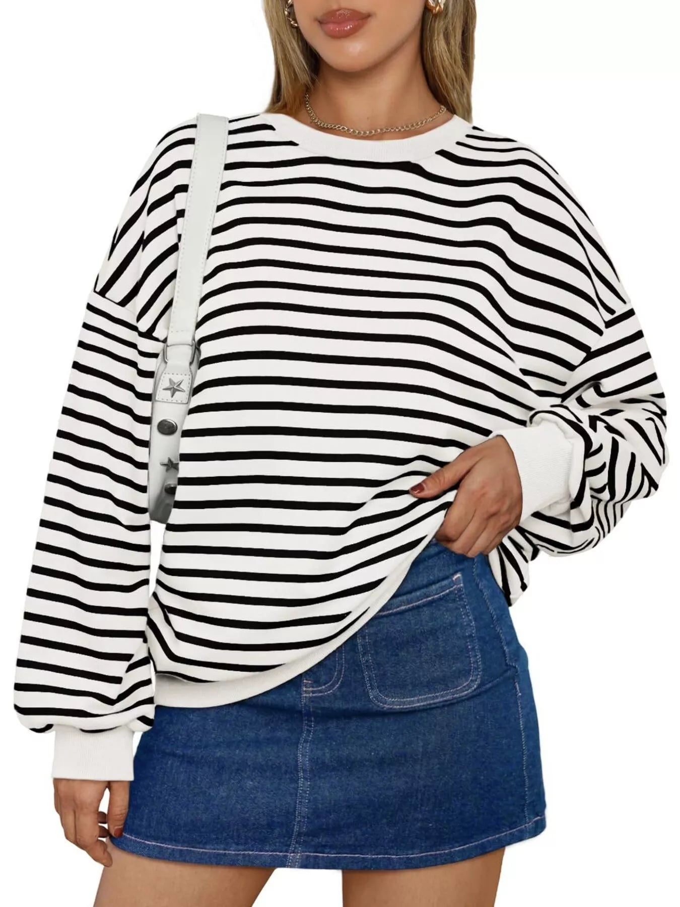 Striped Round Neck Oversized Casual Sweatshirt Trendsi