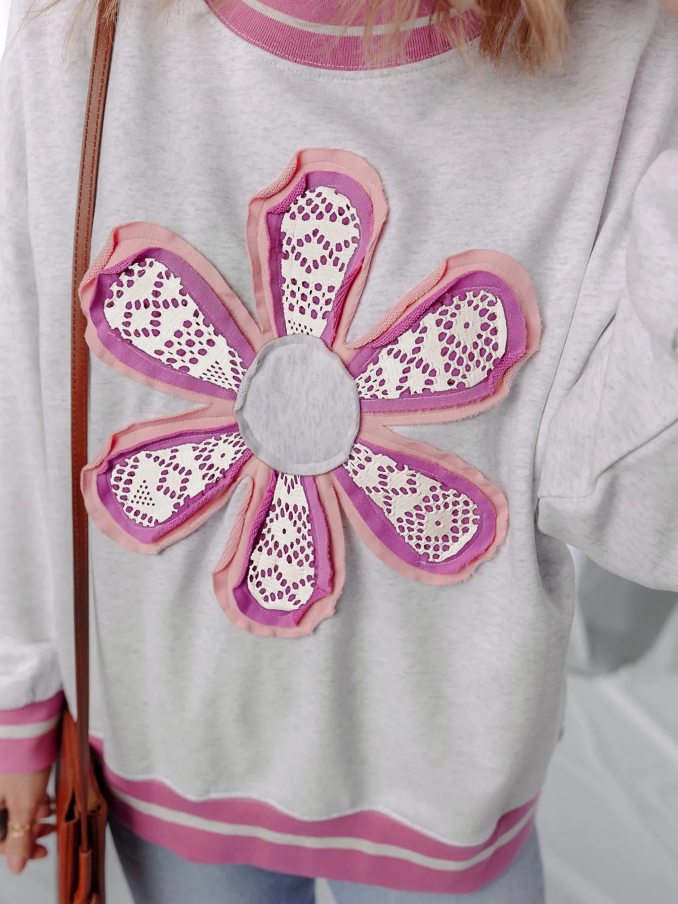 Flower Patch Contrast Trim Crew Neck Sweatshirt
