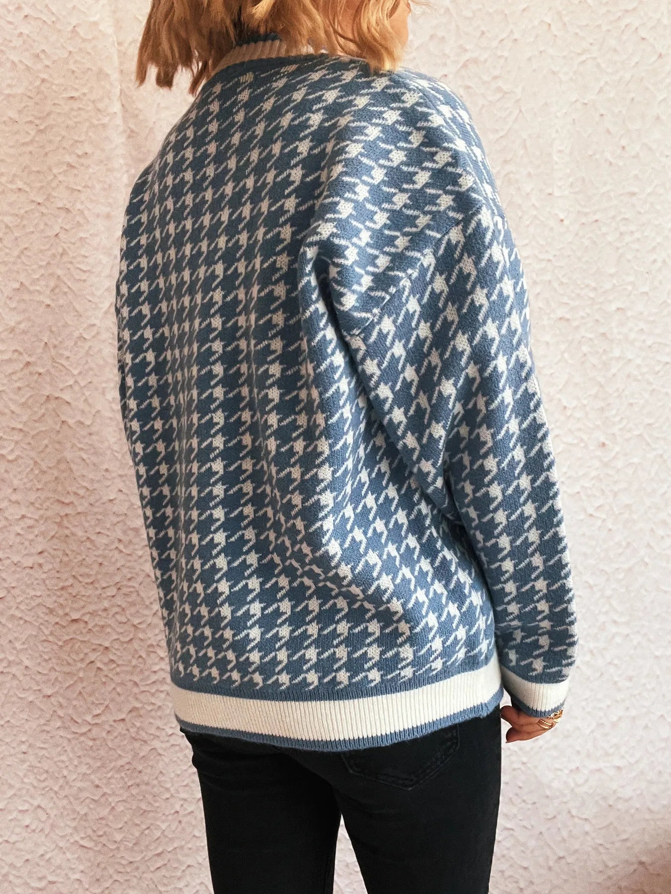 Houndstooth Pattern V-Neck Button-Up Cardigan