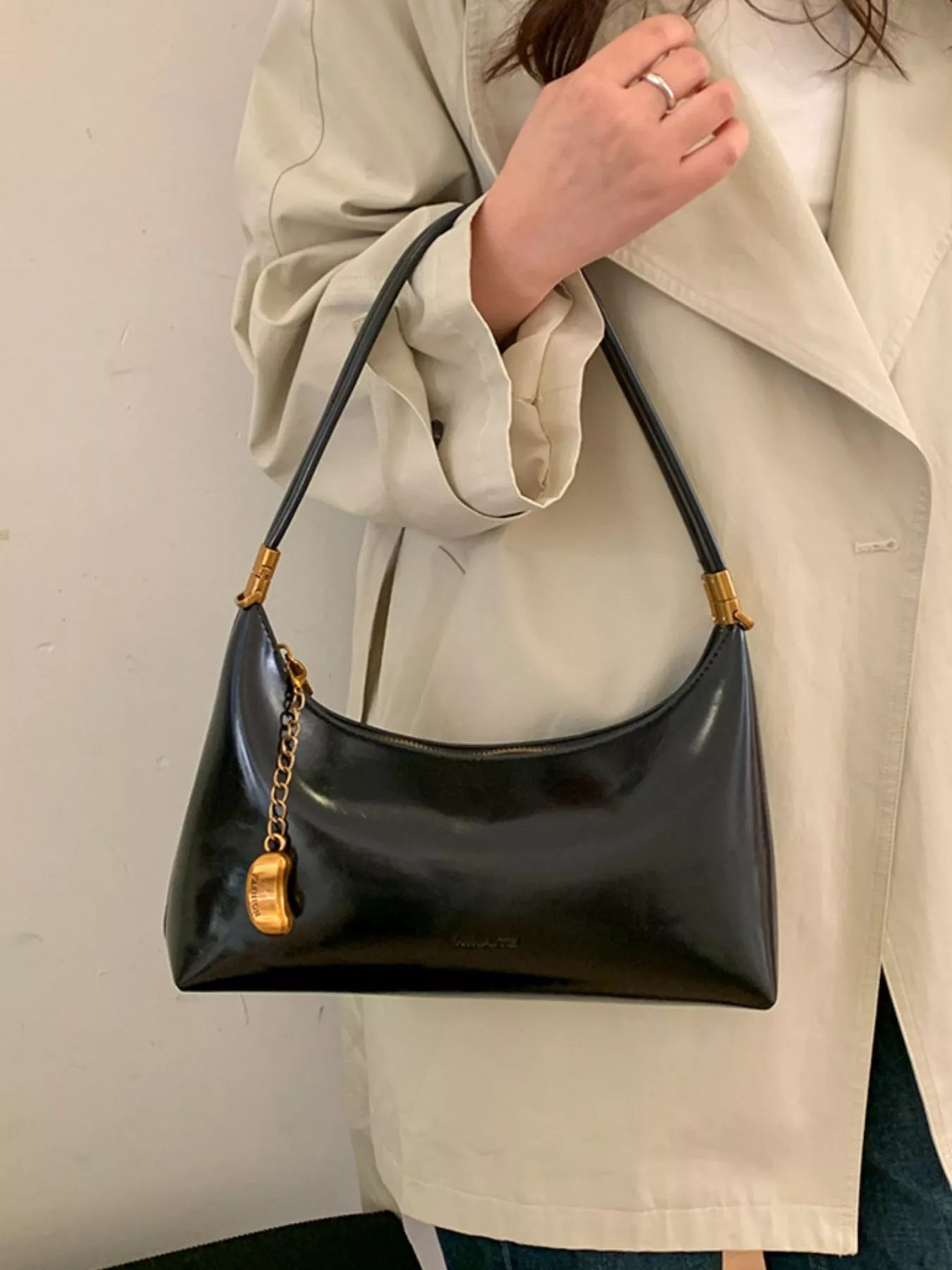 Chain Charm Leather Shoulder Bag nicholesgifts
