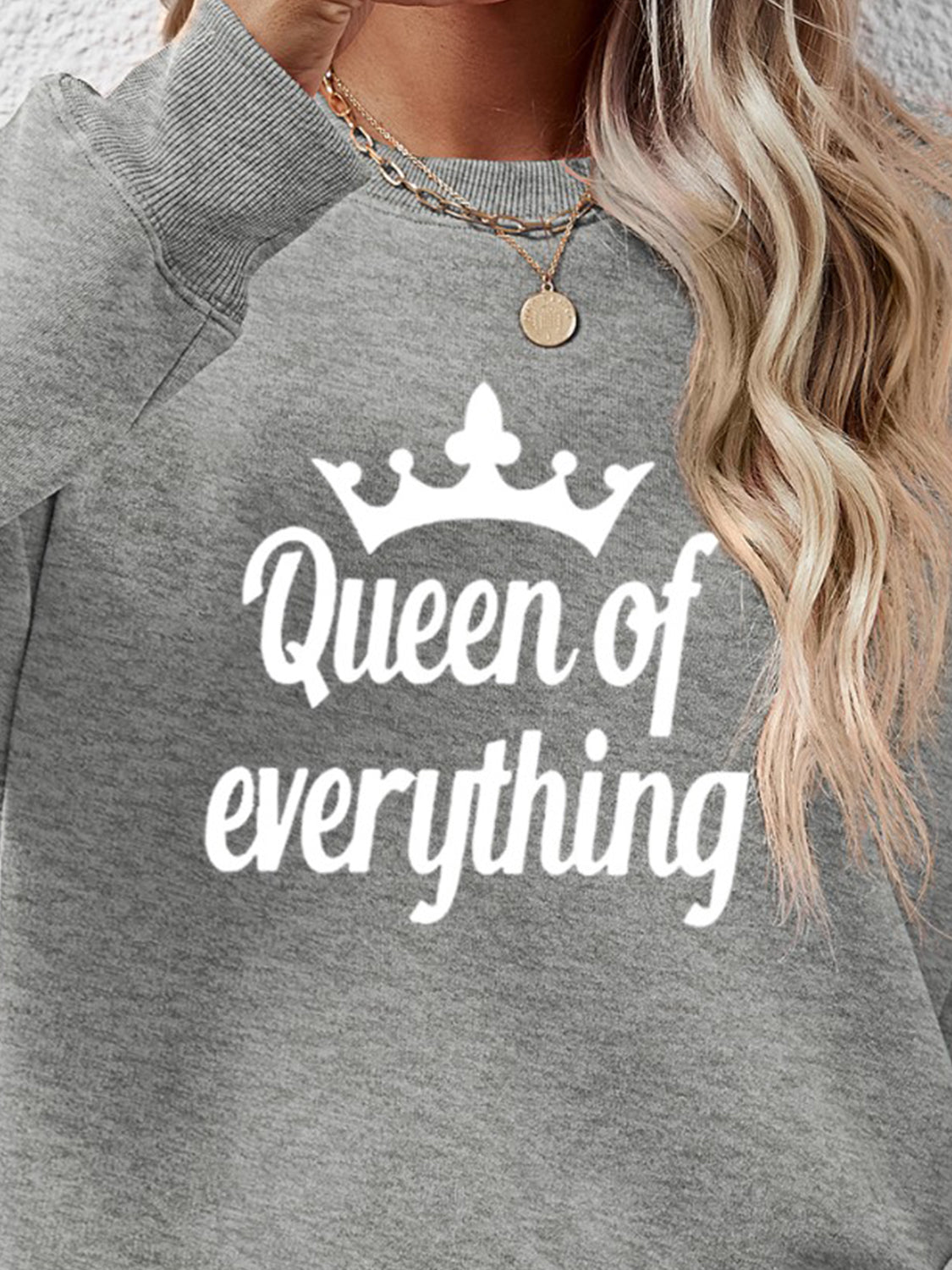 NicholesGifts Women Queen Of Everything Round Neck Sweatshirt NicholesGifts