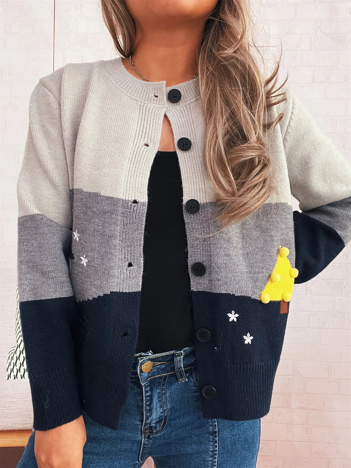 Women Color Block Button-Up Cardigan