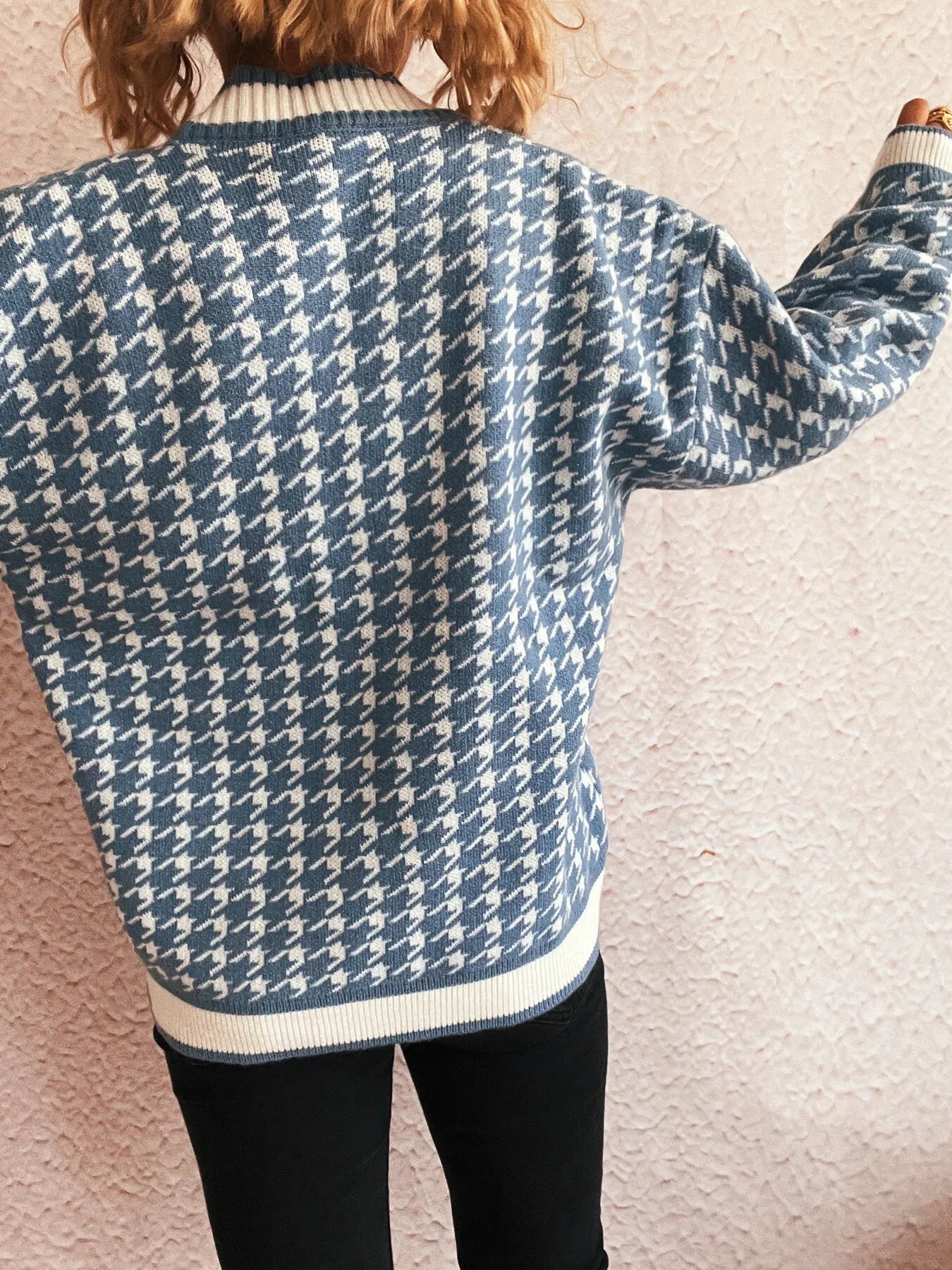 Houndstooth Pattern V-Neck Button-Up Cardigan