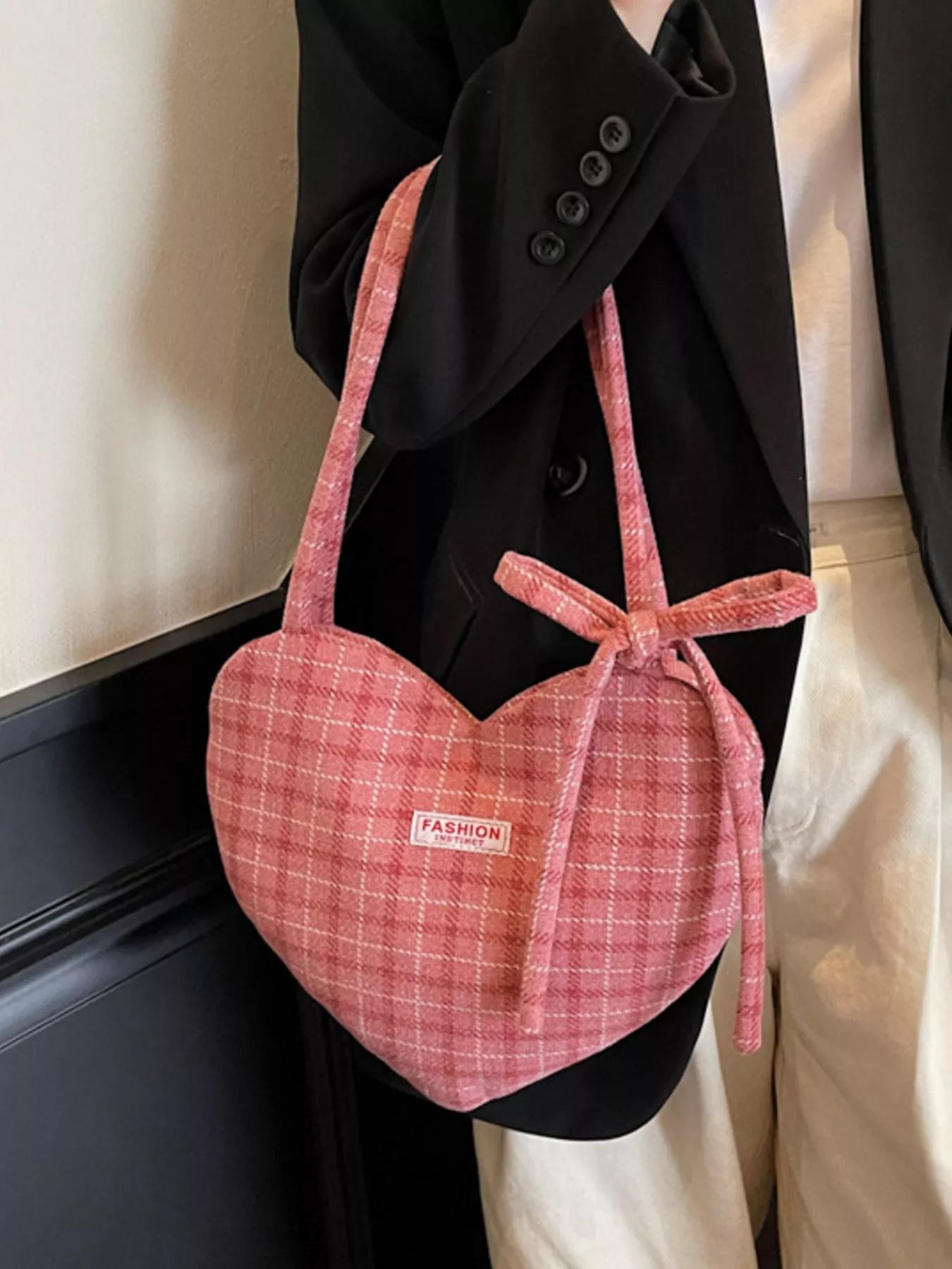 Heart-Shaped Plaid Shoulder Bag nicholesgifts