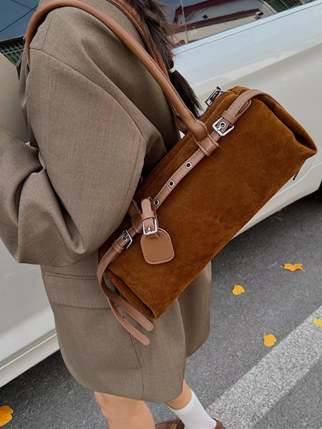 Buckle Decor Shoulder Bag nicholesgifts