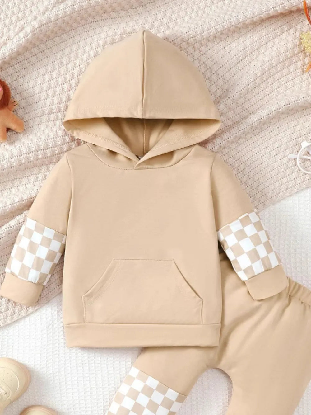 Checkered Long Sleeve Sweatshirt and Pants Set NicholesGifts