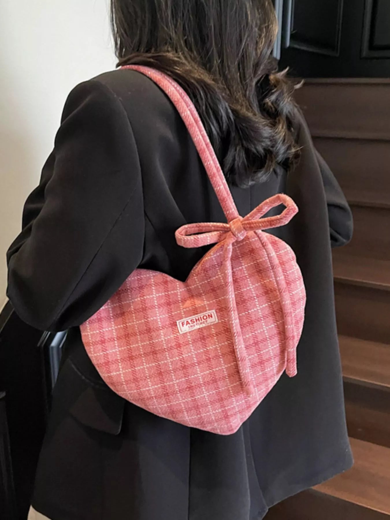 Heart-Shaped Plaid Shoulder Bag nicholesgifts