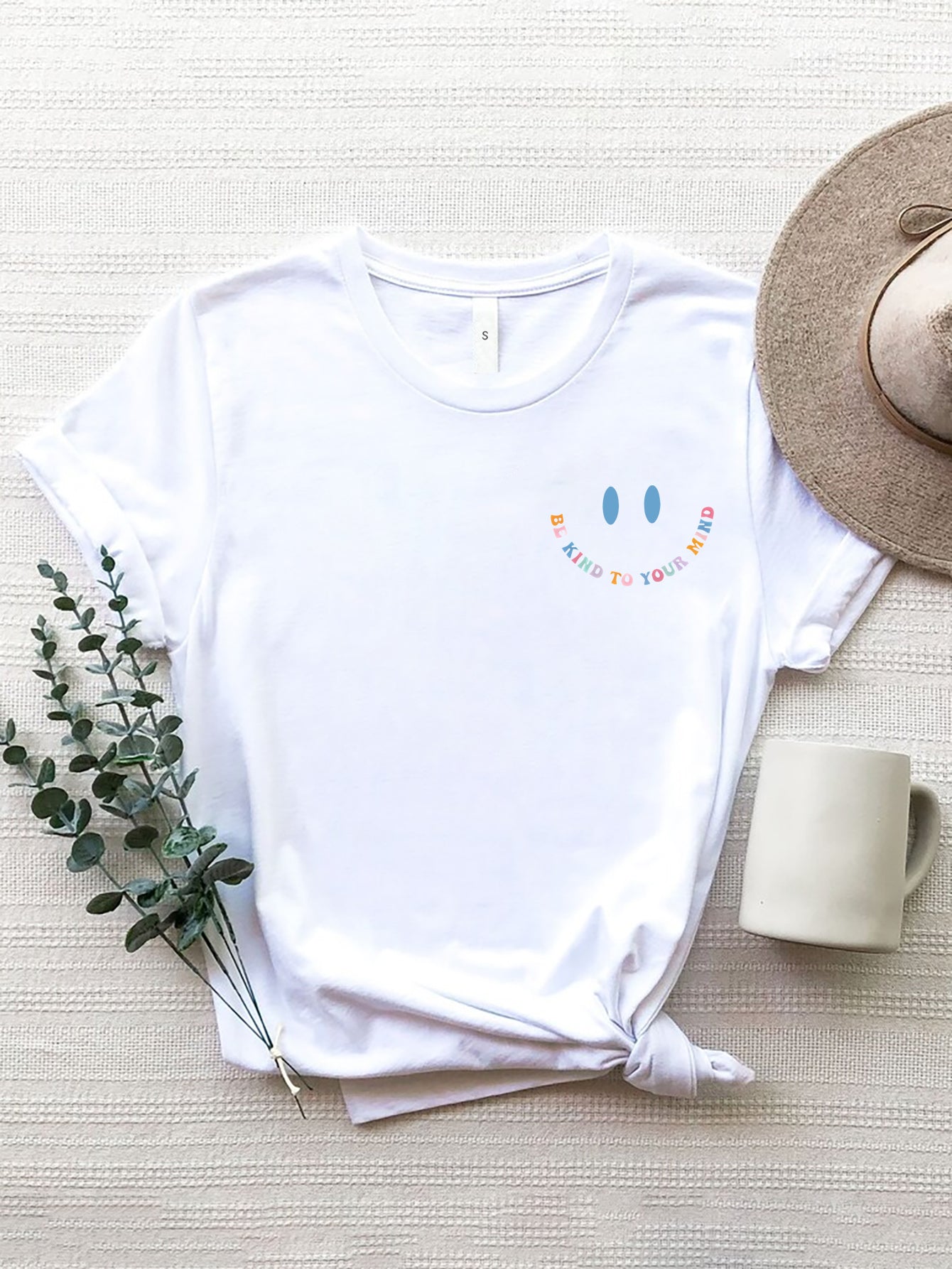 Women Letter Graphic Round Neck Short Sleeve T-Shirt