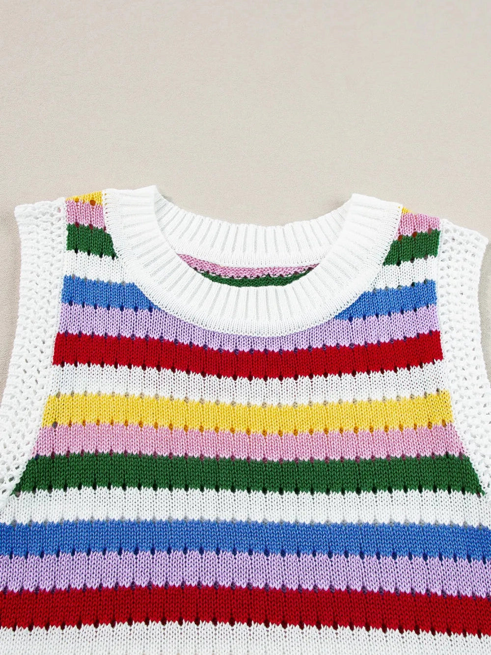Contrast Round Neck Sweater Vest nicholesgifts