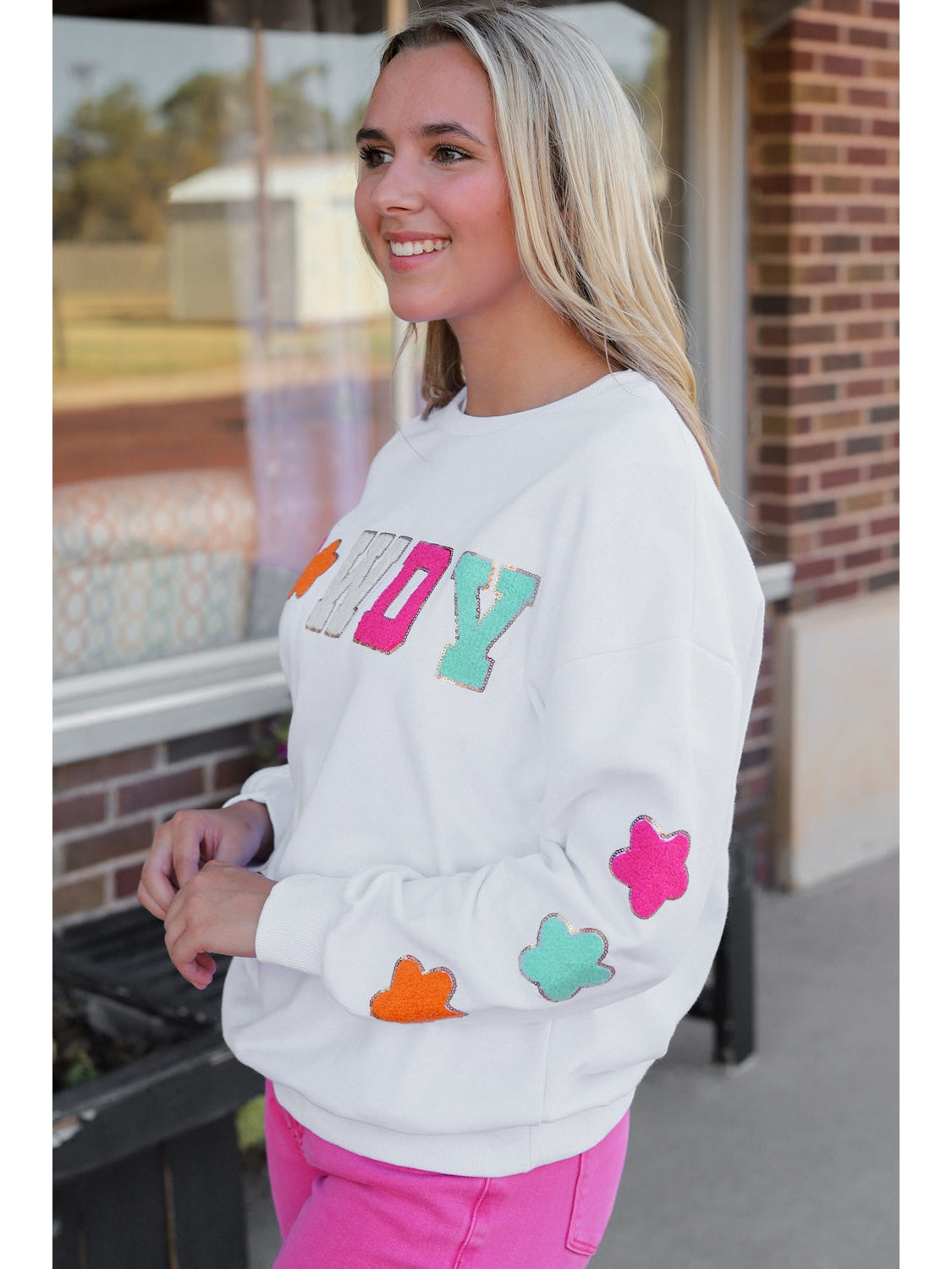 HOWDY Patch Graphic Round Neck Sweatshirt nicholesgifts