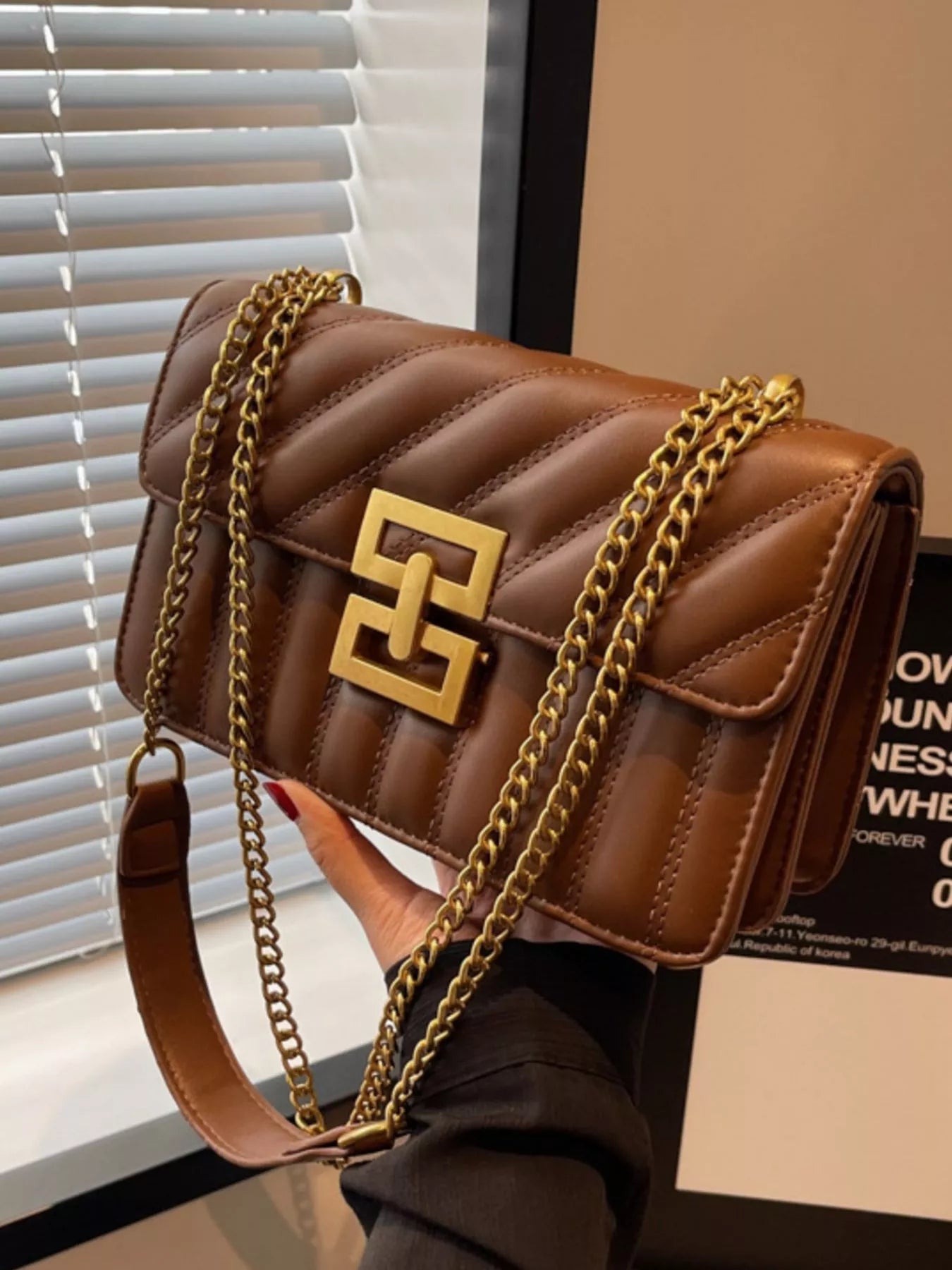 Quilted Flap Chain Shoulder Bag nicholesgifts