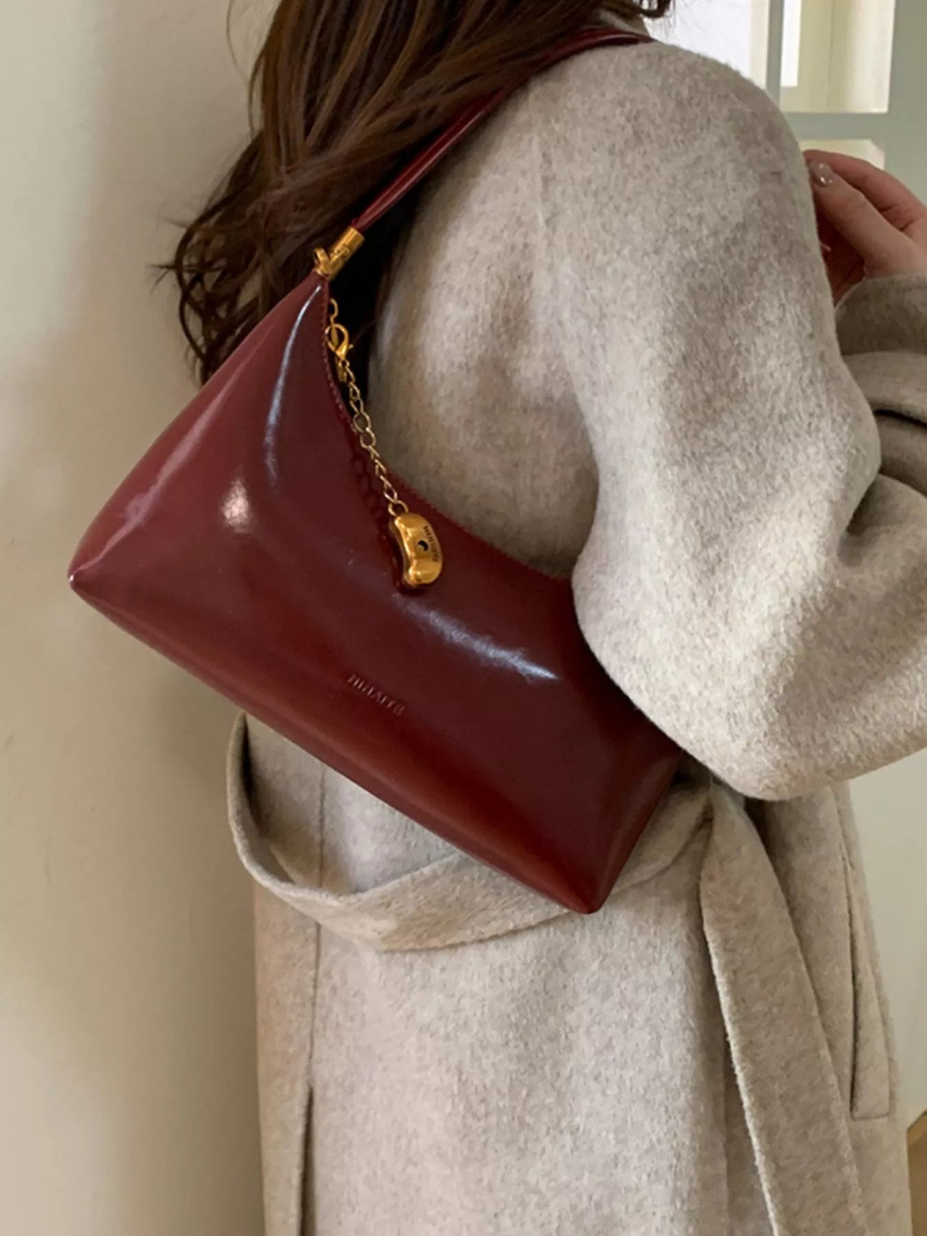 Chain Charm Leather Shoulder Bag nicholesgifts