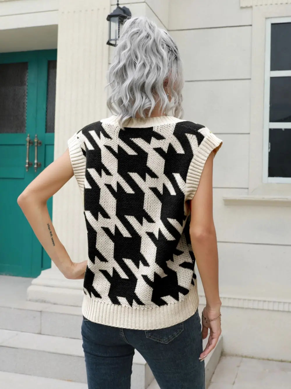 Houndstooth V-Neck Sweater Vest Trendsi