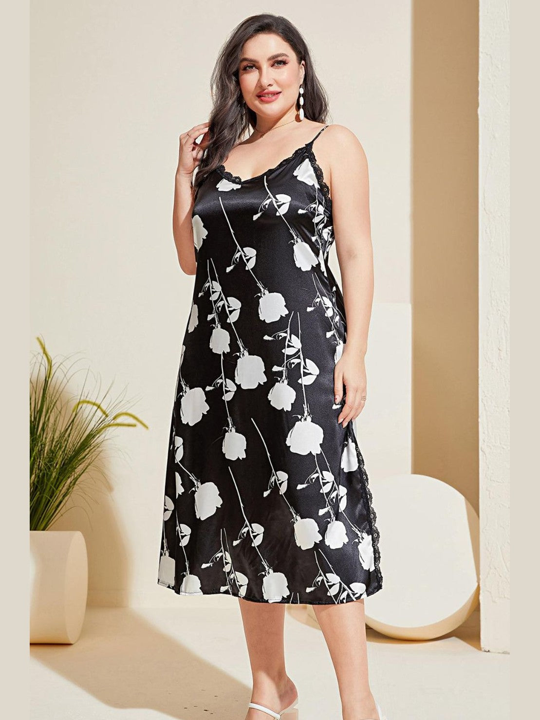 Plus Size Floral Lace Trim Side Slit Night Dress nicholesgifts