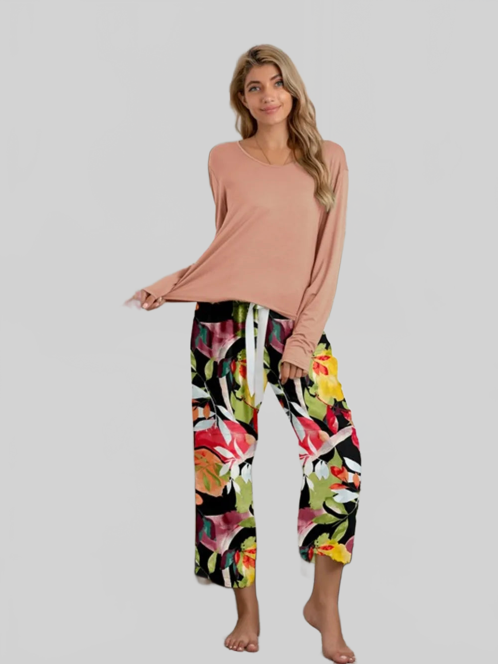 Round Neck Top and Printed Pants Lounge Set nicholesgifts