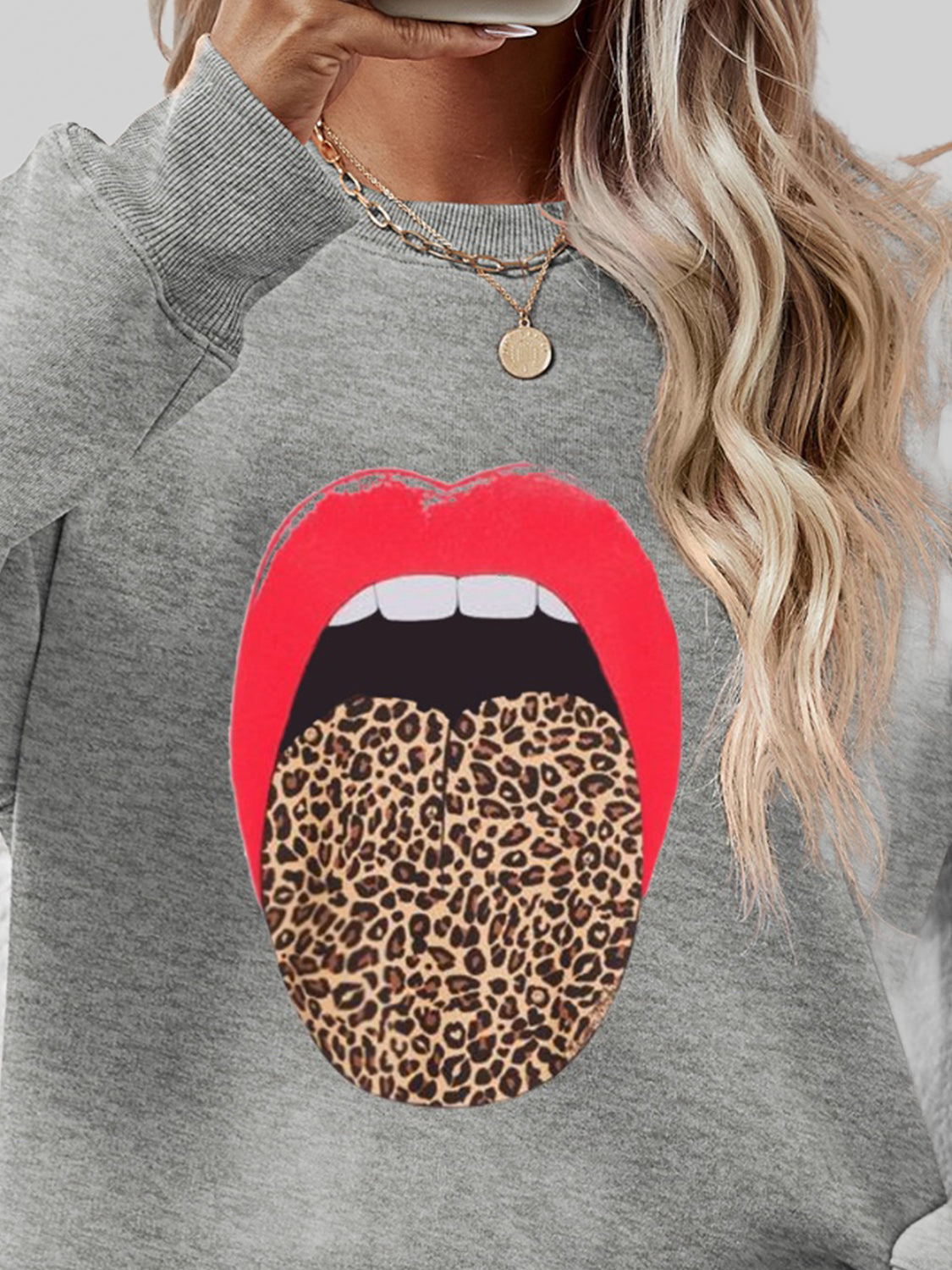 Women Leopard Lip Graphic Round Neck Sweatshirt NicholesGifts
