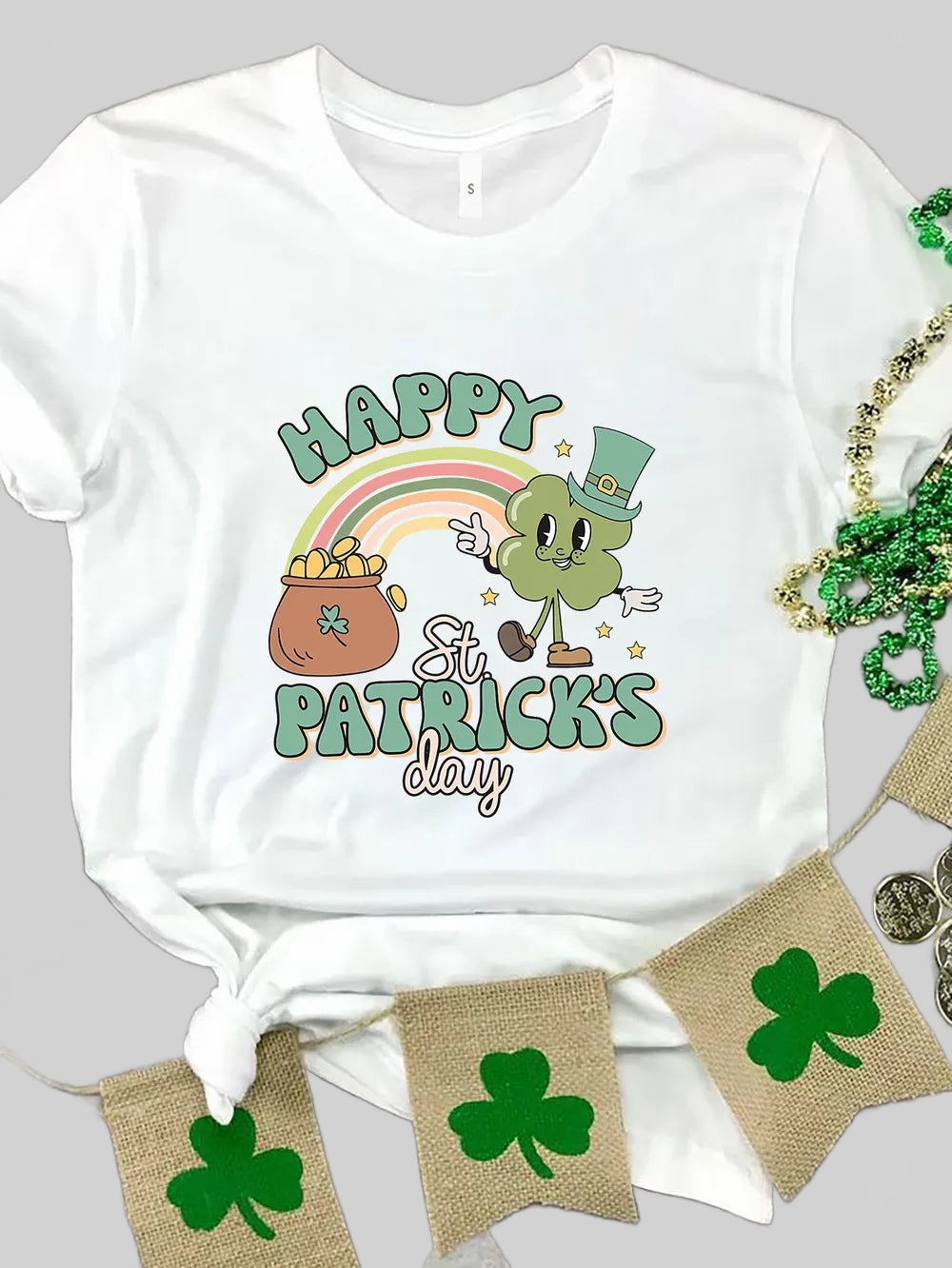 HAPPY ST PATRICK'S DAY Round Neck T-Shirt nicholesgifts