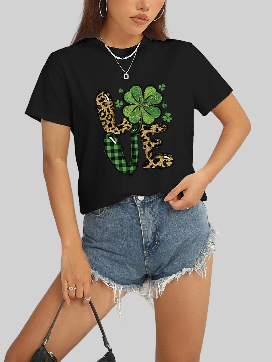 Women LOVE Round Neck Short Sleeve T-Shirt nicholesgifts