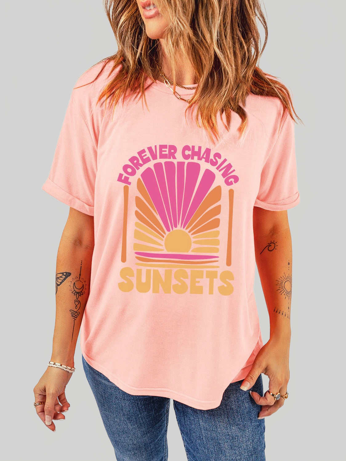 Women Forever Chasing Sunsets Round Neck T-Shirt nicholesgifts