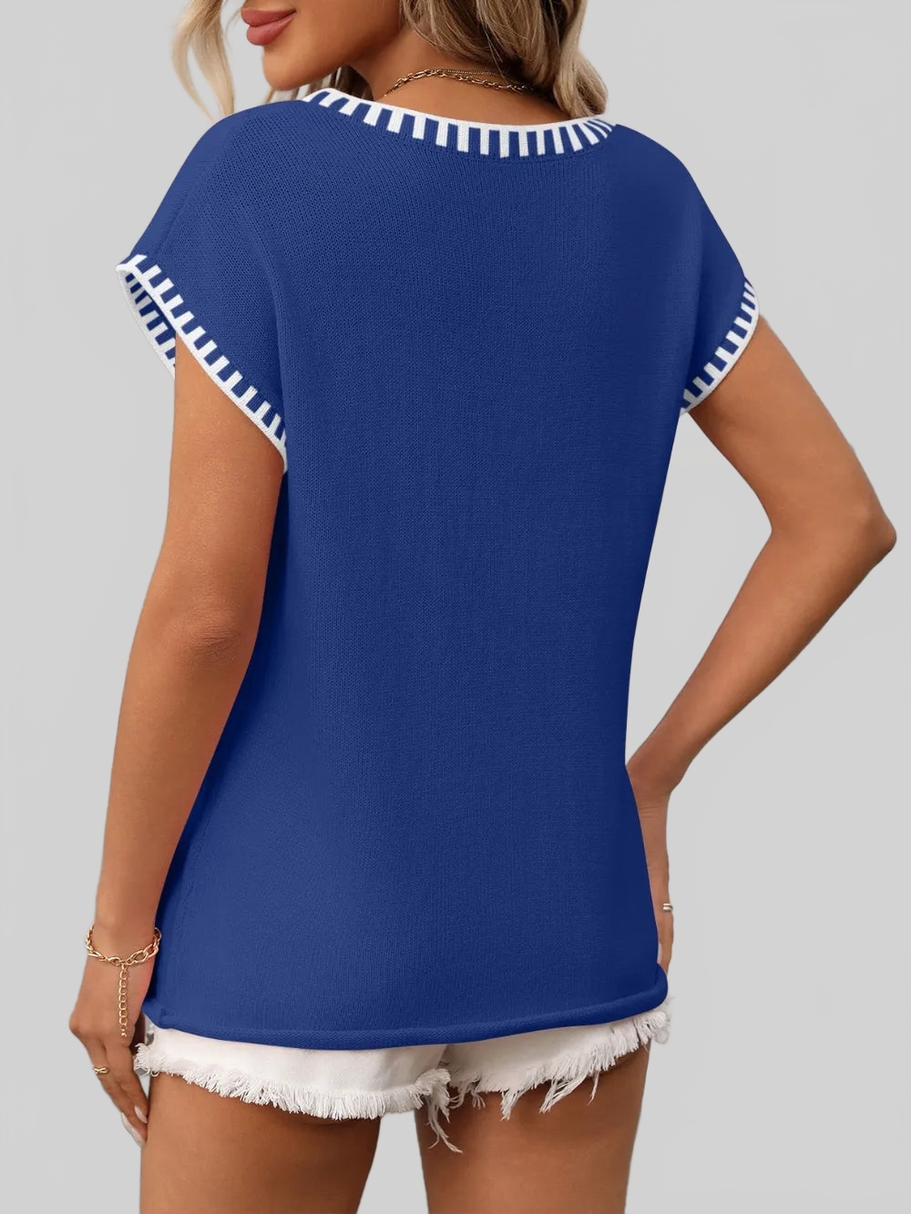 Women Contrast Trim V-Neck Short Sleeve Knit Top nicholesgifts
