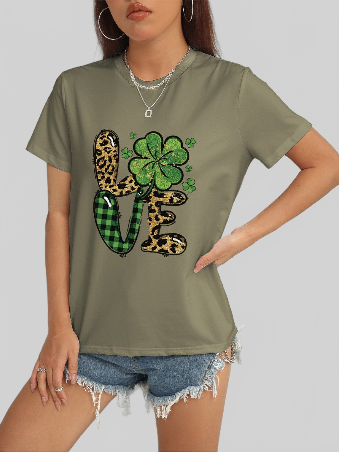 Women LOVE Round Neck Short Sleeve T-Shirt nicholesgifts