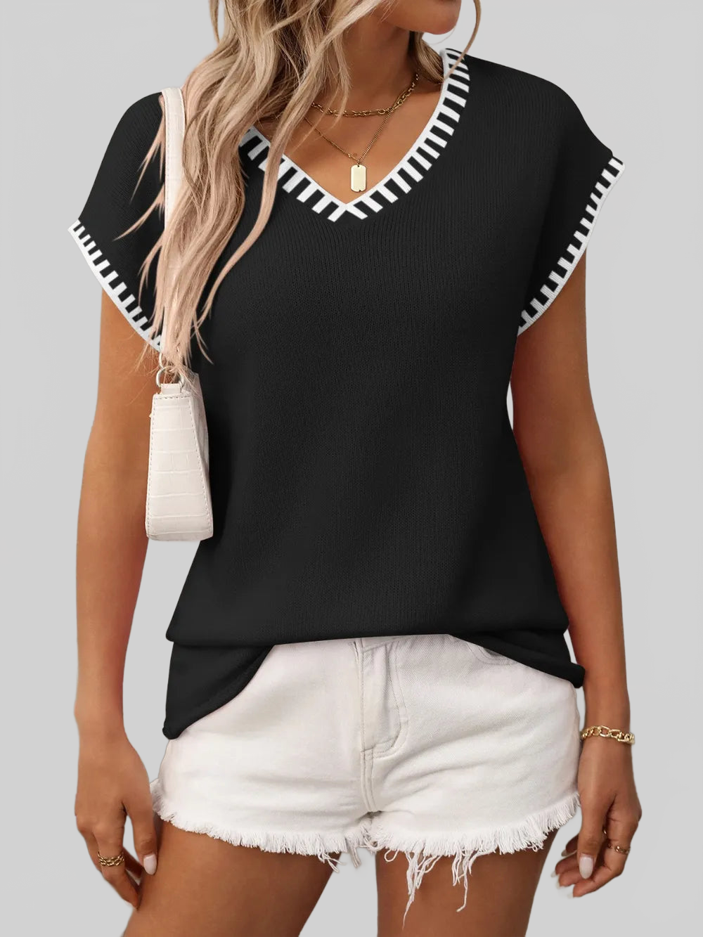 Women Contrast Trim V-Neck Short Sleeve Knit Top nicholesgifts