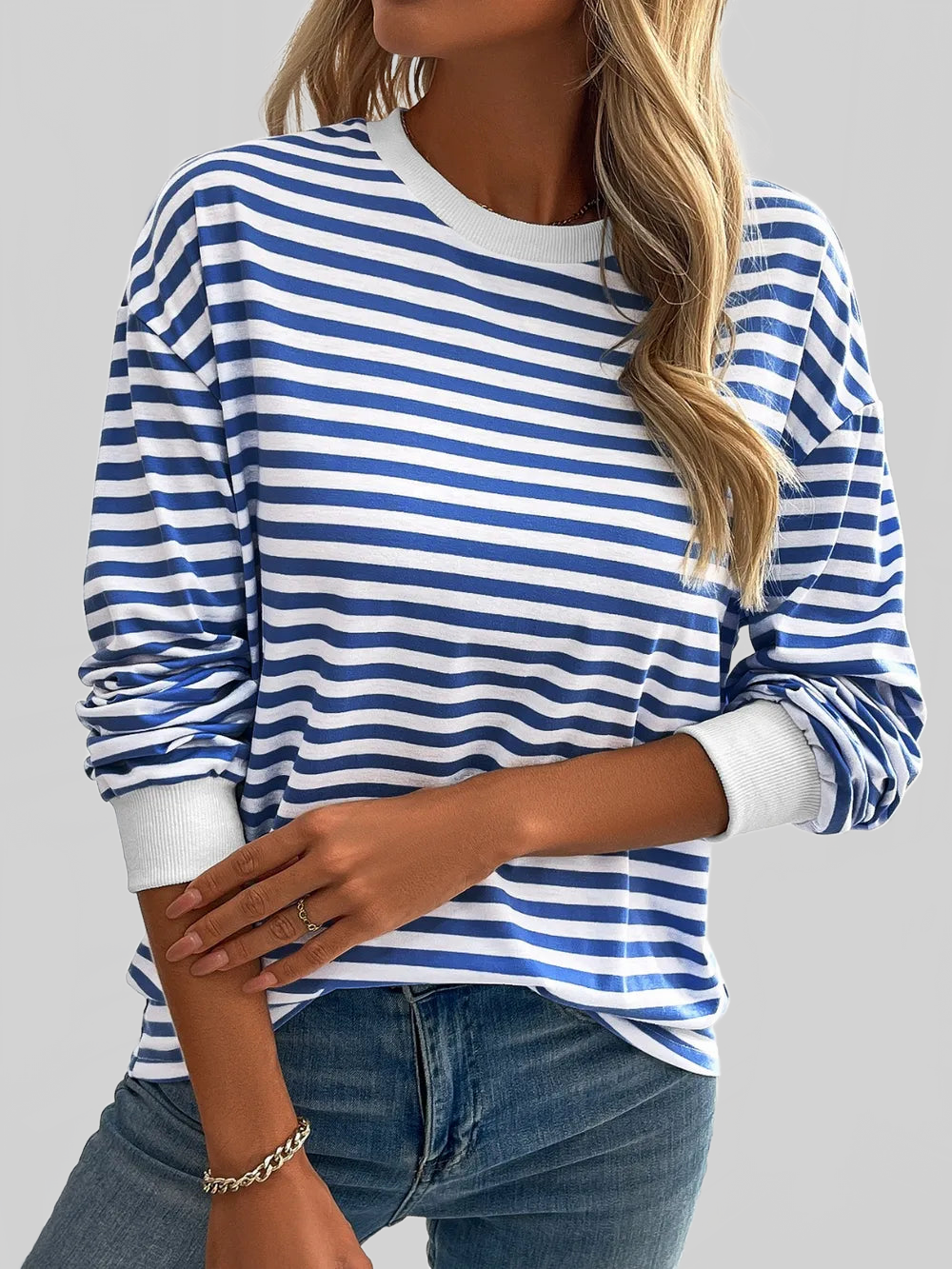 Women Ivy Lane Striped Round Neck Long Sleeve Sweatshirt nicholesgifts