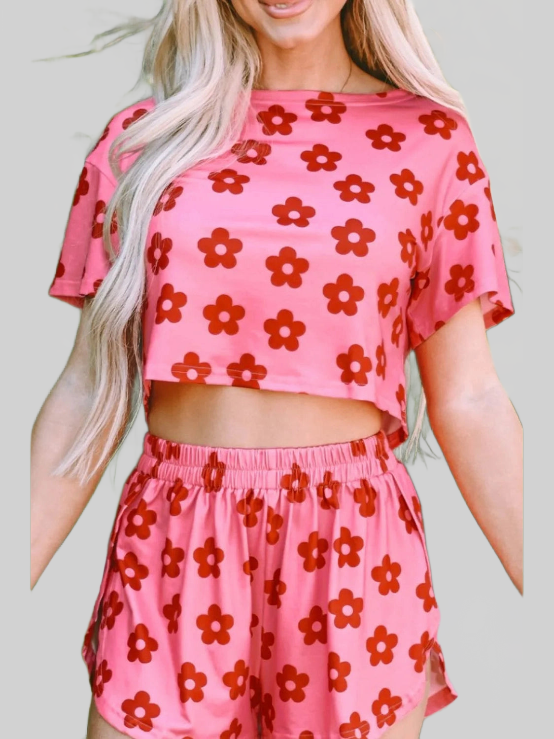 Floral Cropped Tee and Shorts Lounge Set nicholesgifts