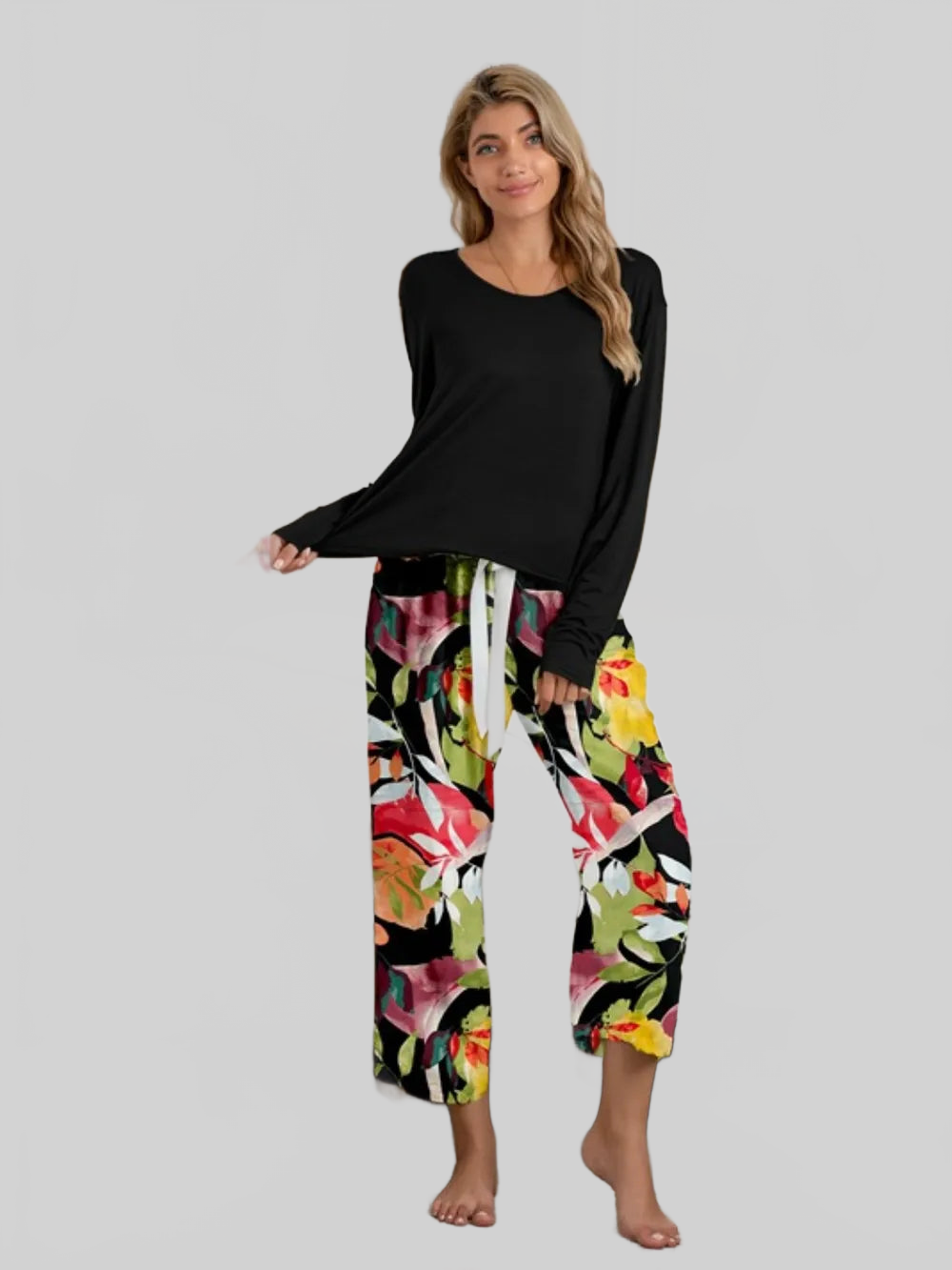 Round Neck Top and Printed Pants Lounge Set nicholesgifts