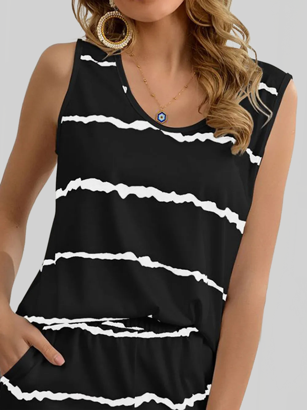 Striped Round Neck Tank and Shorts Lounge Set nicholesgifts