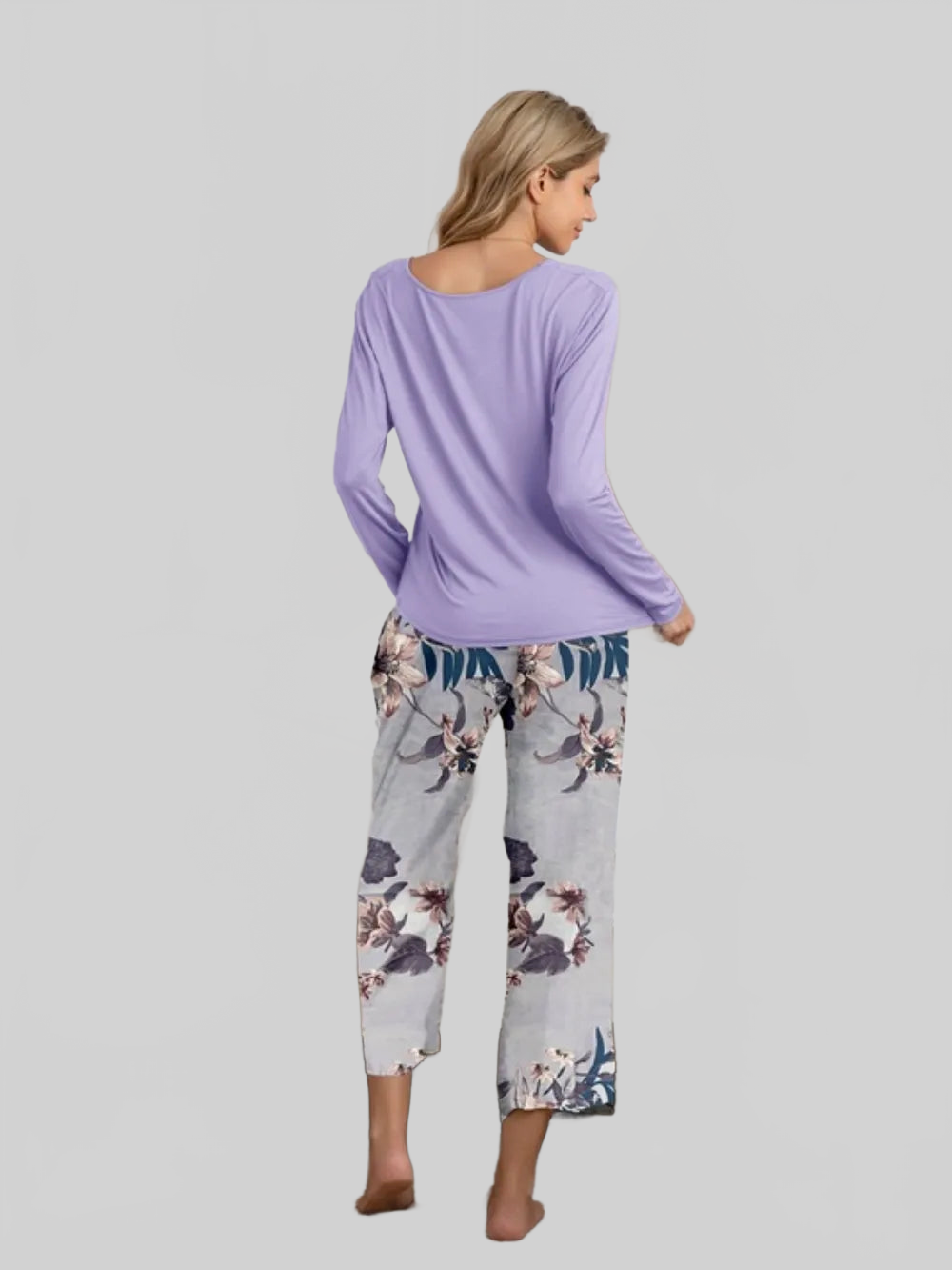 Round Neck Top and Printed Pants Lounge Set nicholesgifts
