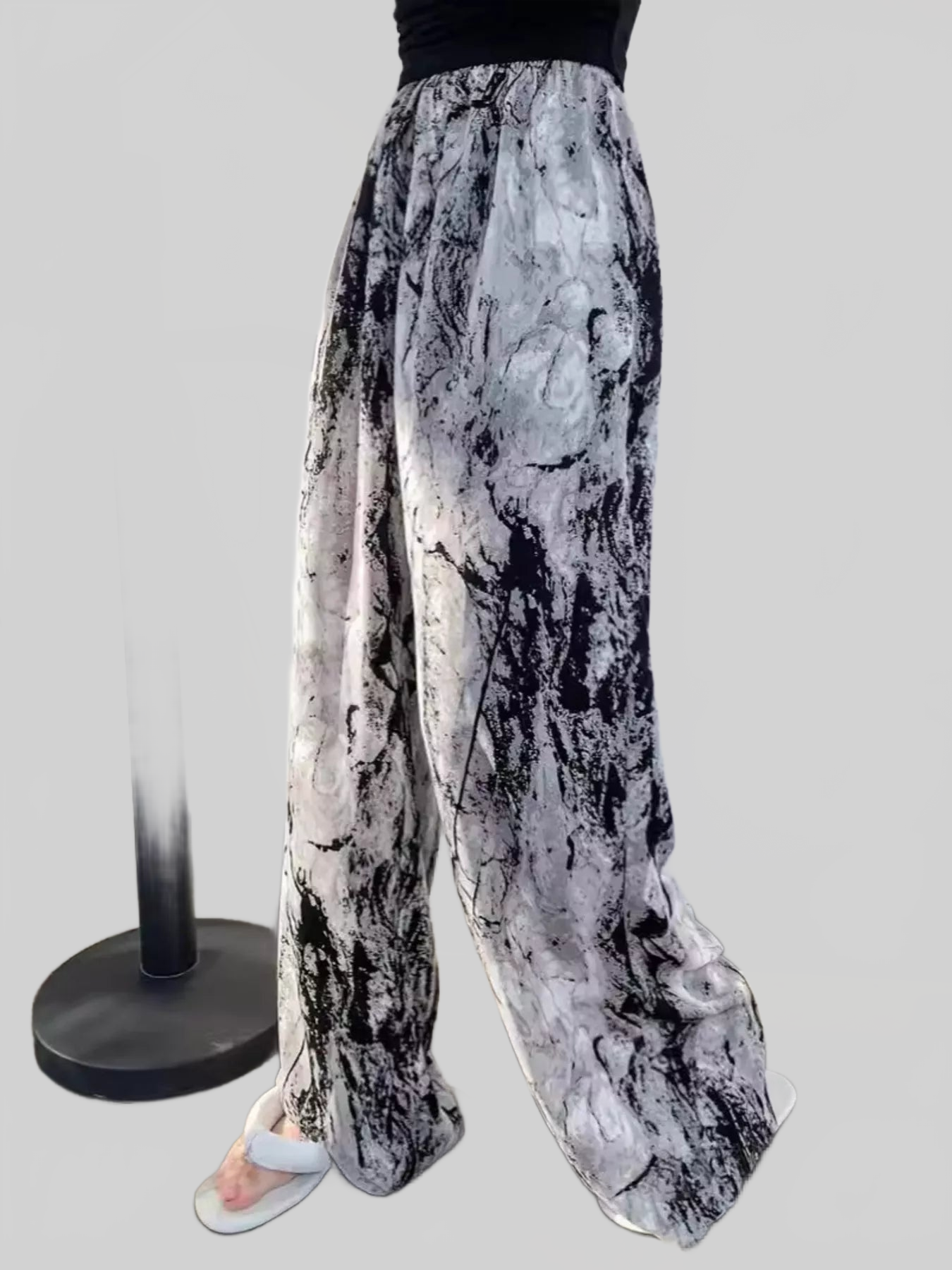 Women Abstract Print Wide Leg Pants nicholesgifts