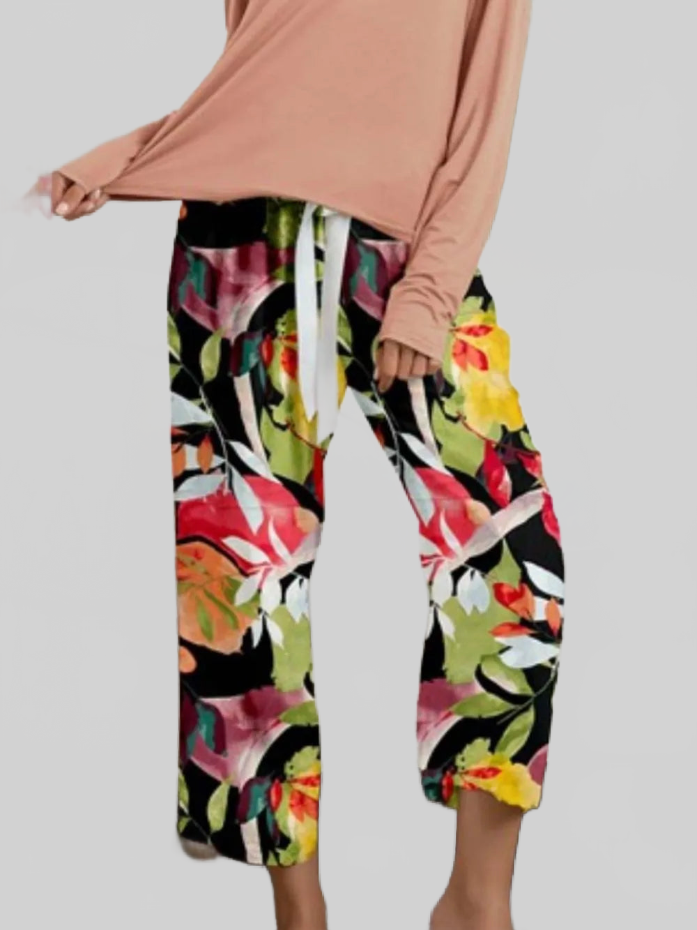 Round Neck Top and Printed Pants Lounge Set nicholesgifts