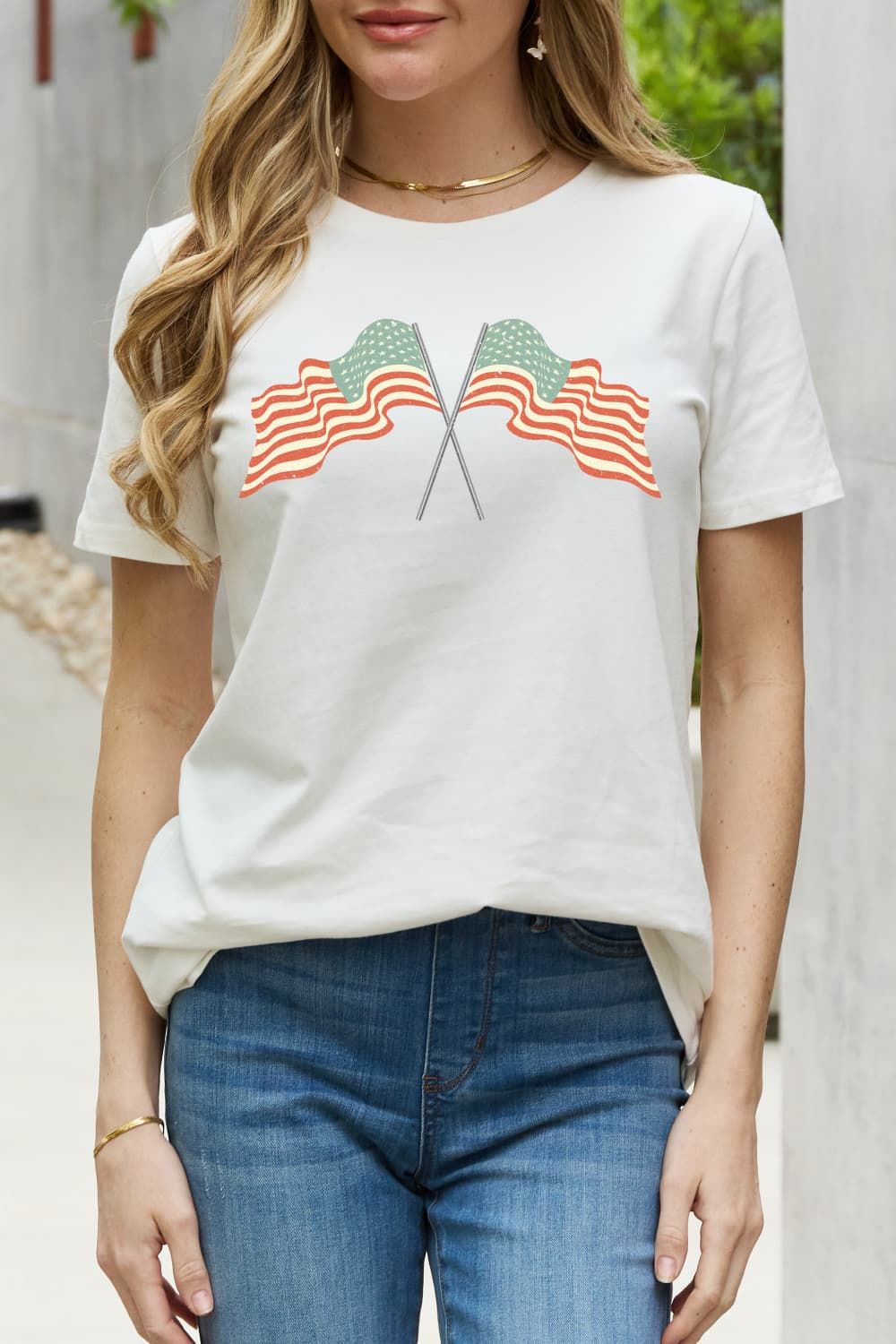 Women Simply Love US Flag Graphic Cotton Tee