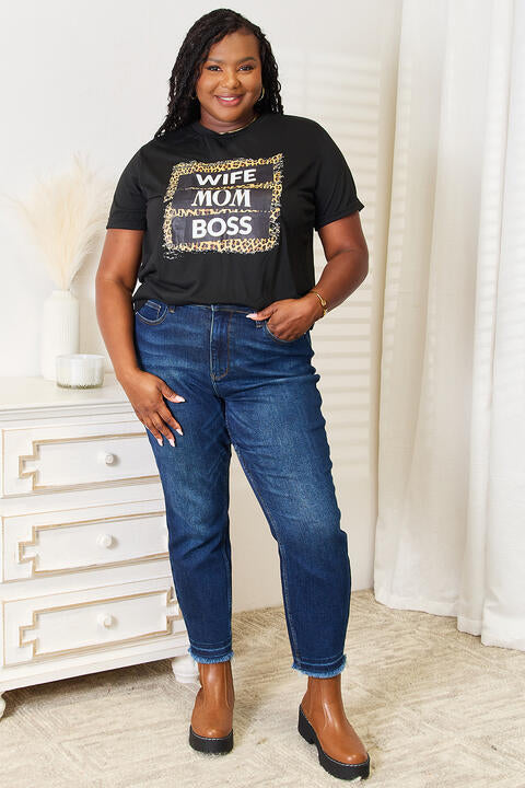 Women Wife Mom Boss Leopard Graphic T-Shirt nicholesgifts