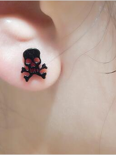 Women Rocked Out Hollowed Out Stainless Steel Skull Earrings nicholesgifts