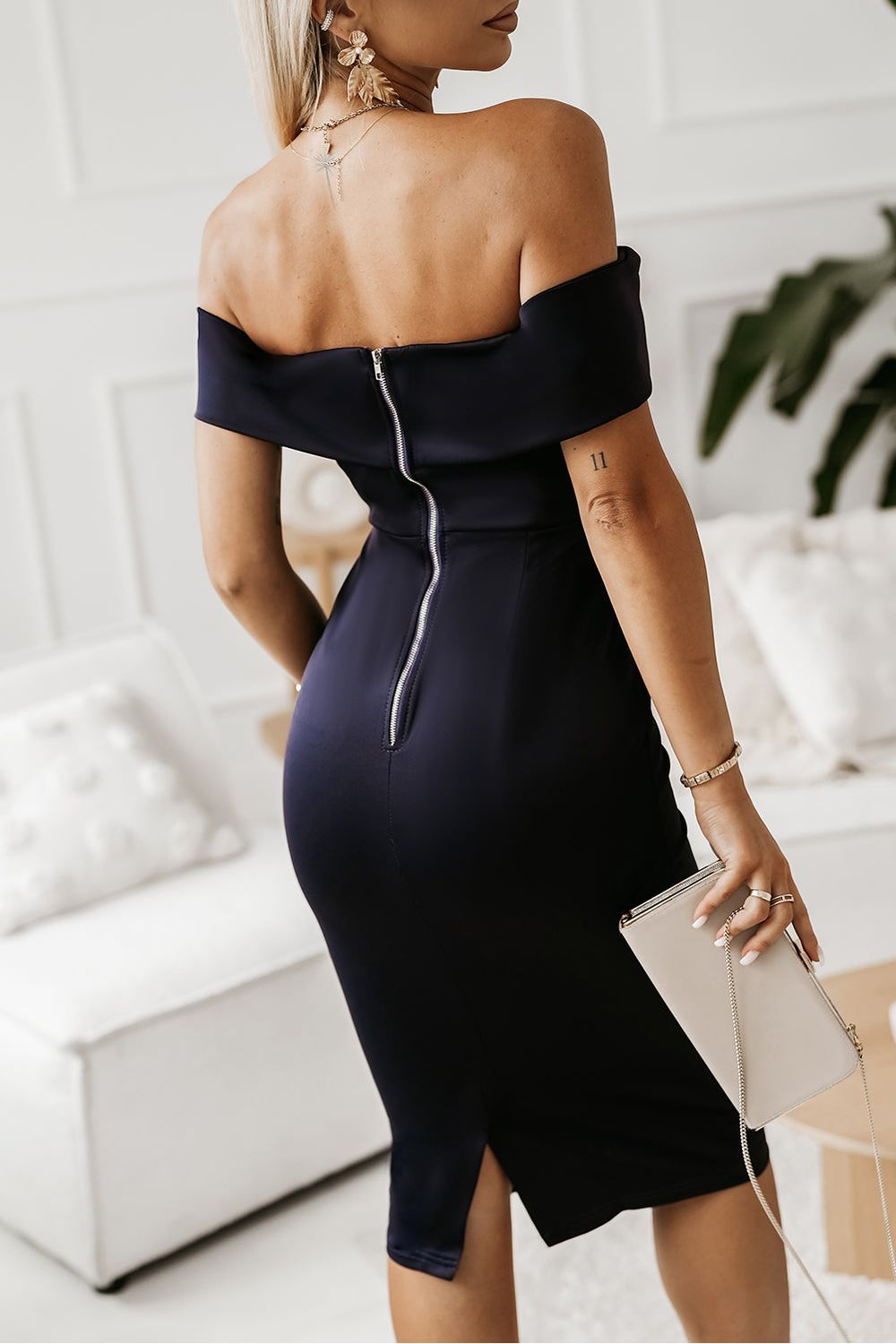 Women Off-Shoulder Zip-Back Slit Dress