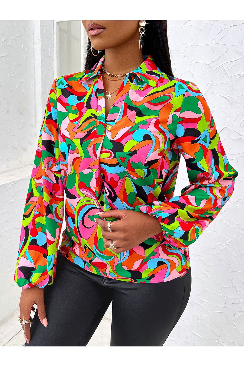 Women Multicolor Printed V-Neck Long Sleeve Shirt