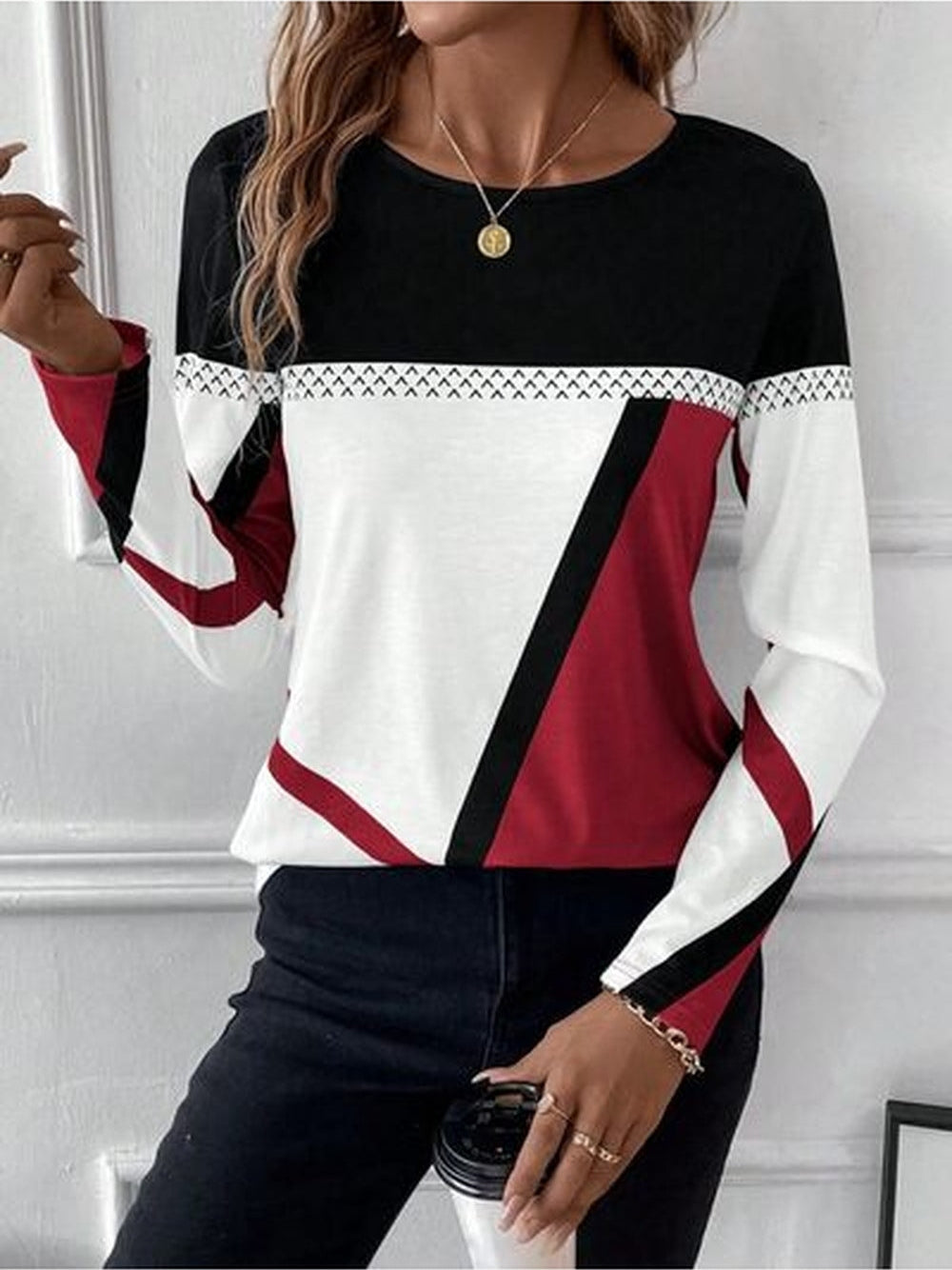 Women Contrast Round Neck Long Sleeve T-Shirt nicholesgifts