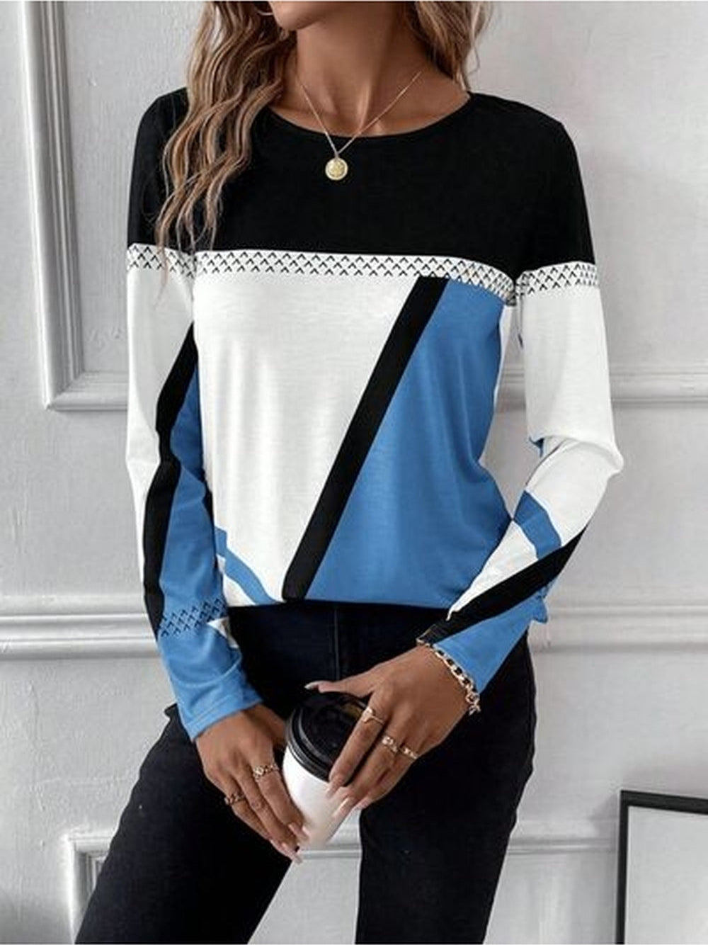 Women Contrast Round Neck Long Sleeve T-Shirt nicholesgifts