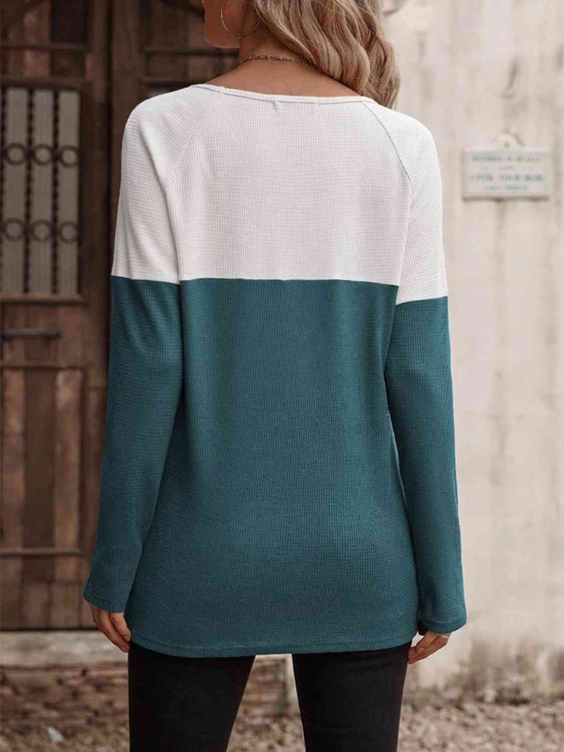 Women Contrast Round Neck Long Sleeve T-Shirt nicholesgifts